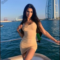 grup seks sırasında arkadan veren escort